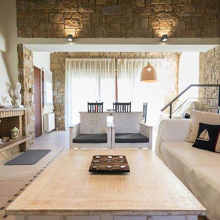 Serenity Villas, Nilie Hospitality Mgmt Fourka Exterior foto