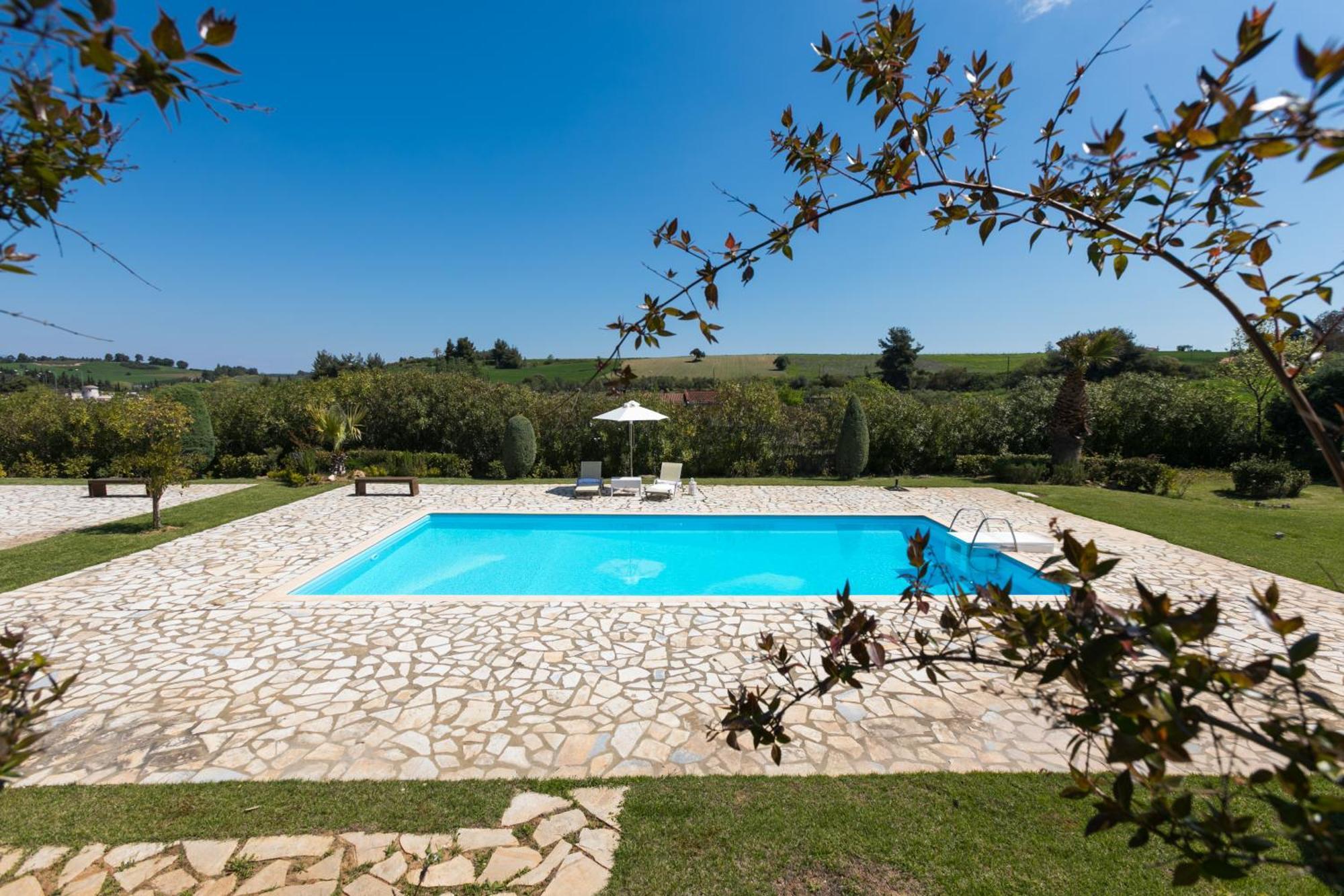 Serenity Villas, Nilie Hospitality Mgmt Fourka Exterior foto